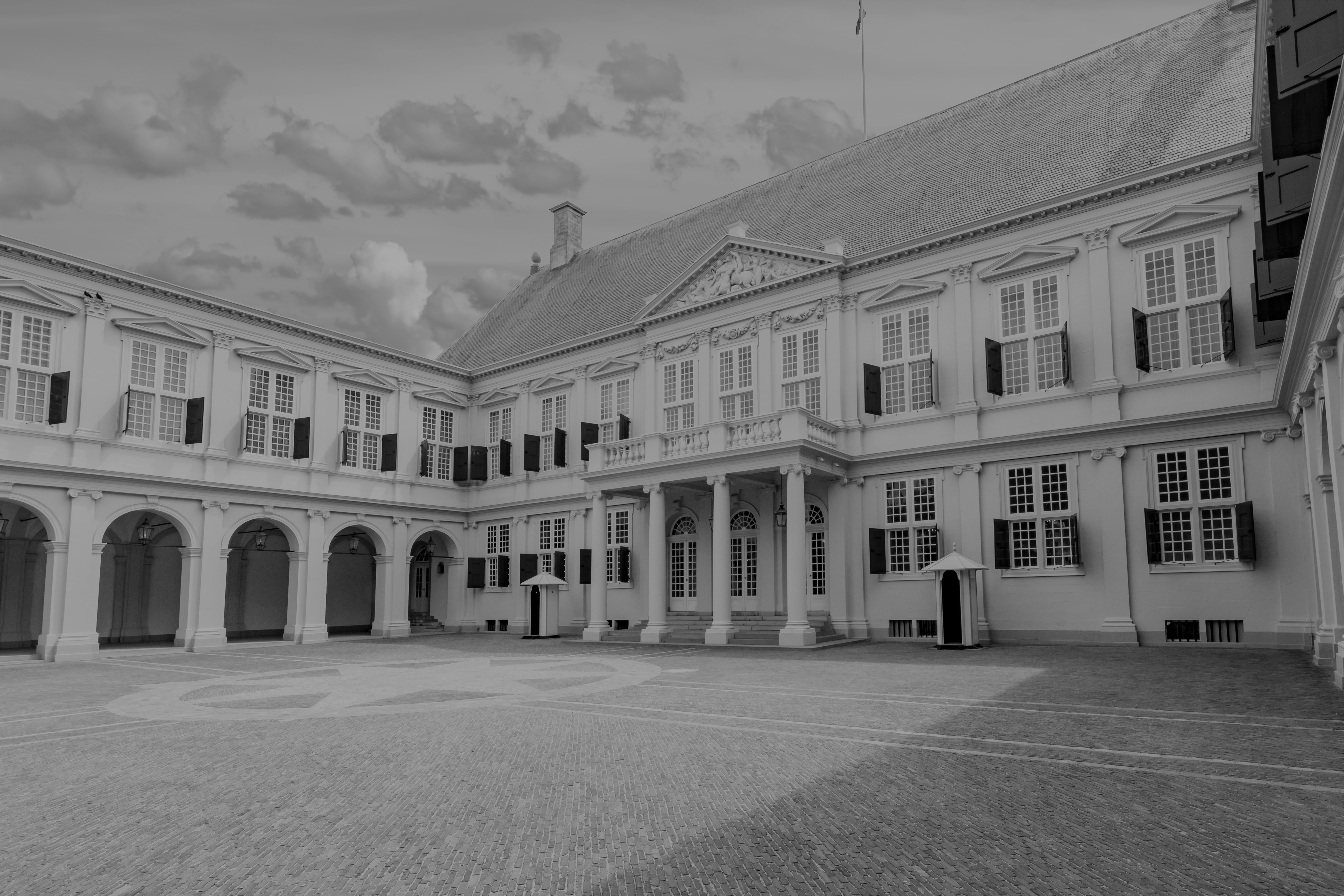 Roelof Buisman receives a distinction